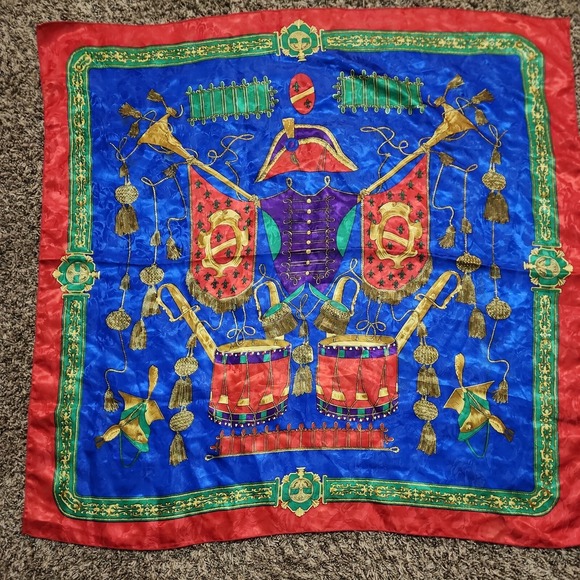 Vintage Scarf Shawl Nutcracker Shield Drums Trumpets Coat Of Arms - Picture 3 of 12